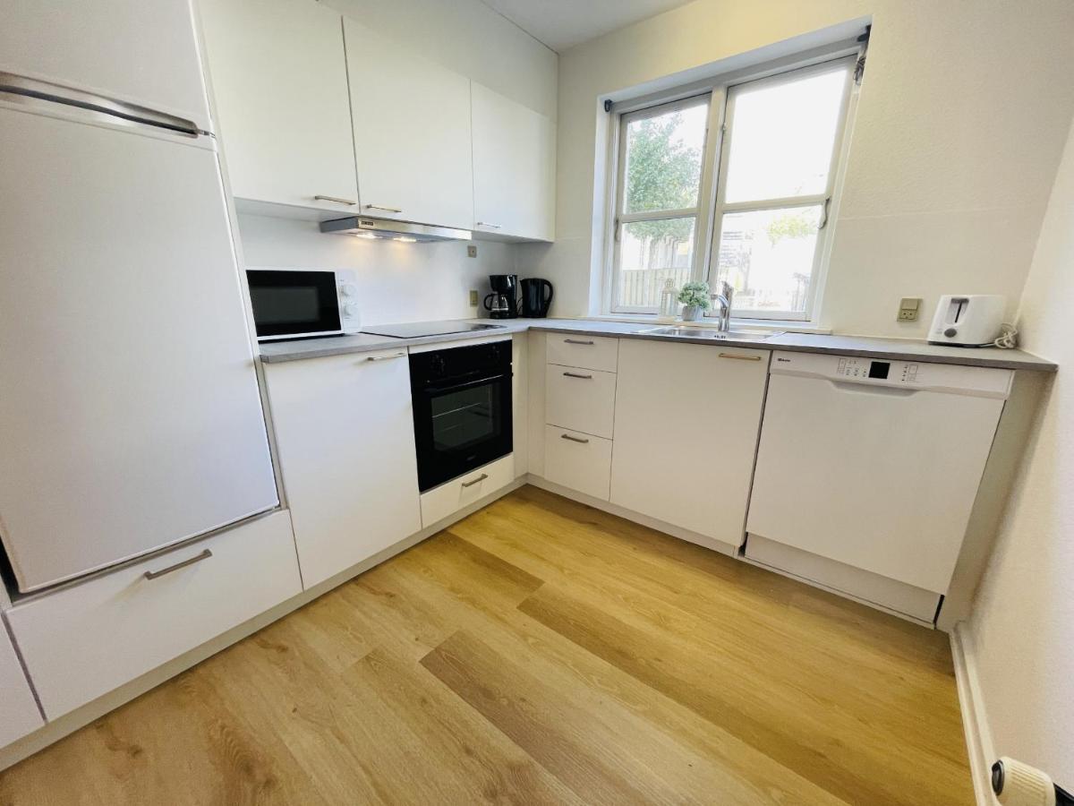 Aday - Central Terrace Apartment In Hjørring Zewnętrze zdjęcie